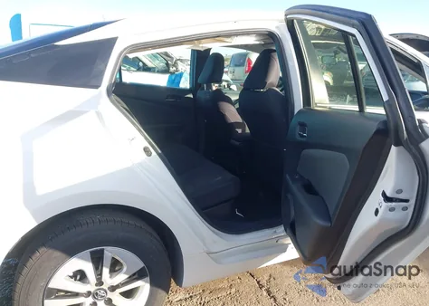 2016 Toyota Prius Two Eco z USA, uszkodzony, nr VIN JTDKARFUXG3007423